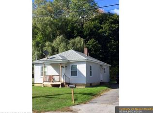 4 Hallowell St, Winslow, ME 04901