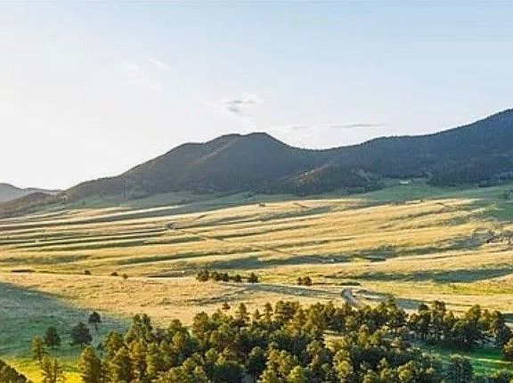 2nd image of 31&32 Eagle's Gate Rd