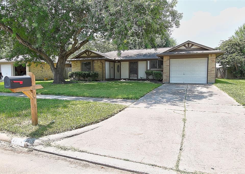 1st image of 2814 Custer Dr