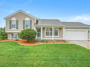 7105 Sovereign Dr NE, Comstock Park, MI 49321
