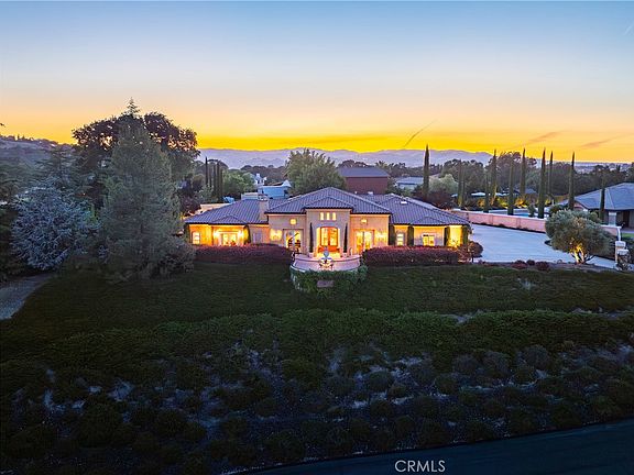 2nd image of 2035 Rancho Caro Rd