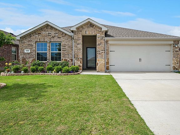 2nd image of 936 Glover Dr