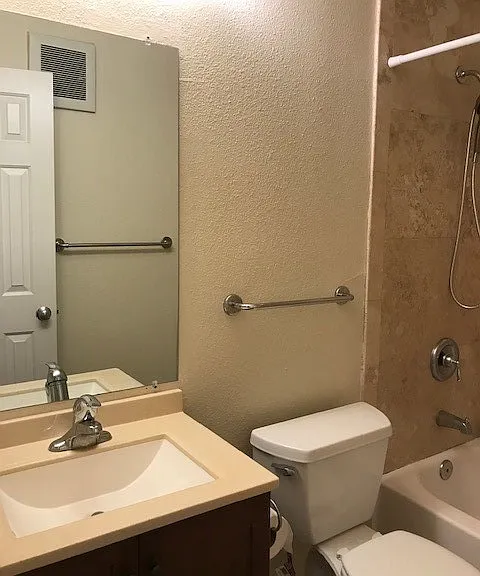 7405 Charmant Dr #1925 — Photo 9