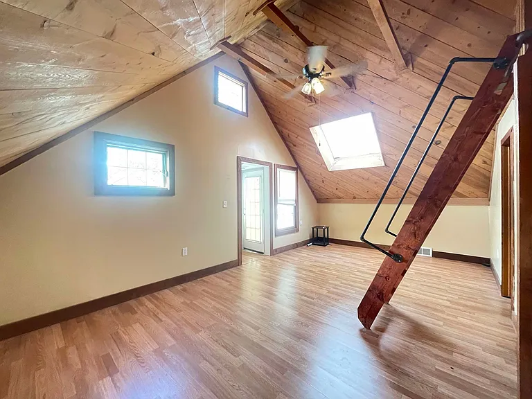 2820 Bridge Ave #B — Photo 8