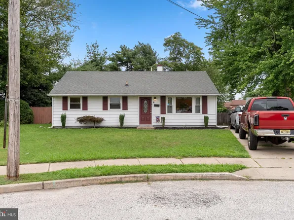 6 Pine Ter, West Berlin, NJ 08091