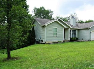 11498 Weiman Dr, Pinckney, MI