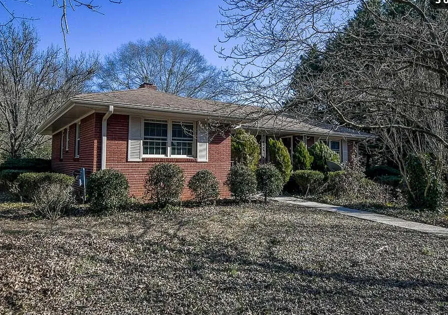 Updated 2BR/1.5BA Smyrna Home with Basement, New Porch & 2,072 Sq Ft — Photo 1
