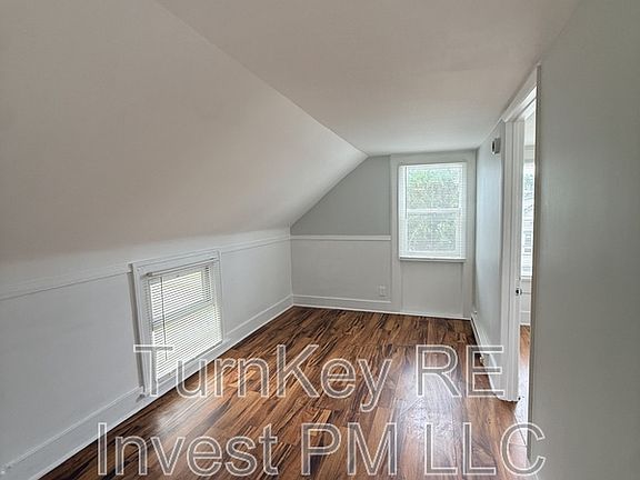 4th image of 705 North Ave #2