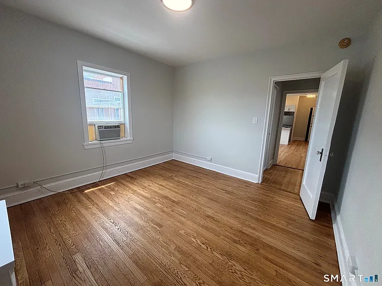 271 Greenwich Ave #2-D — Photo 9