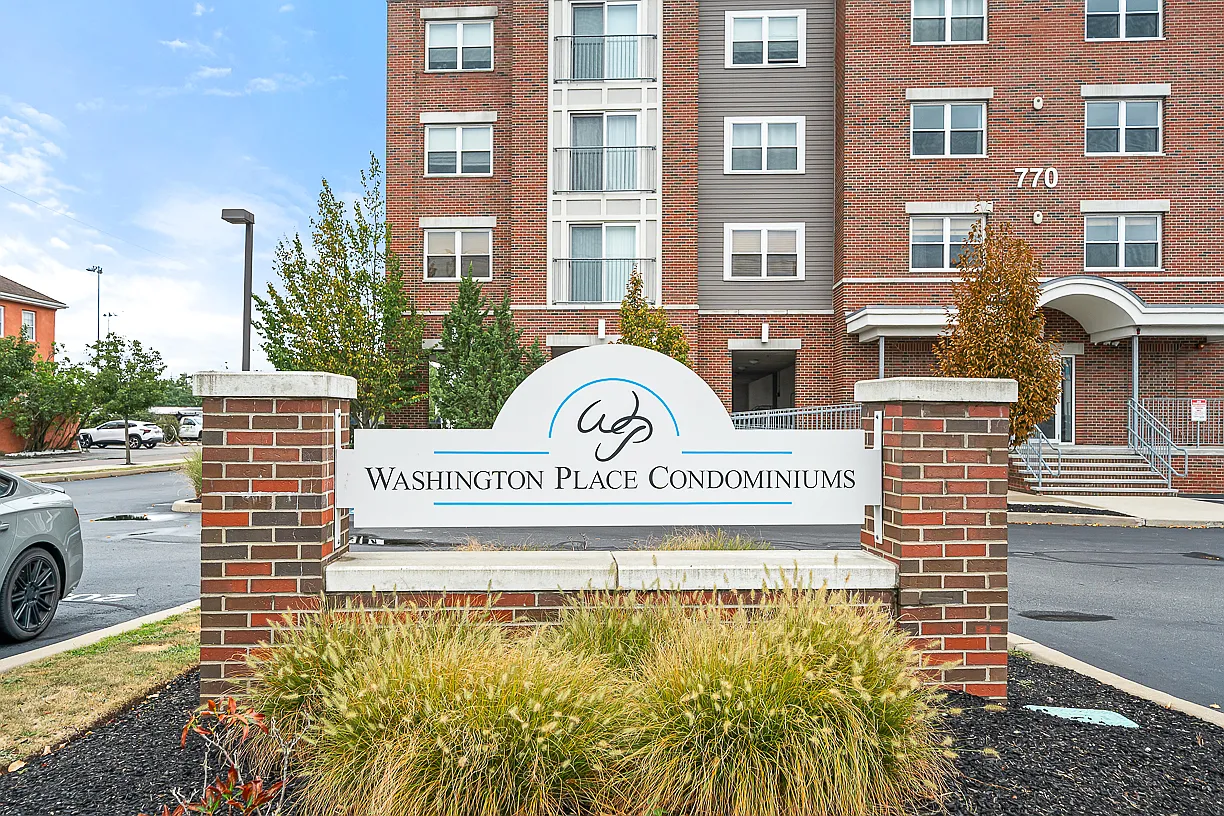 2 bed, 1184 sqft, $3,500 — Photo 4