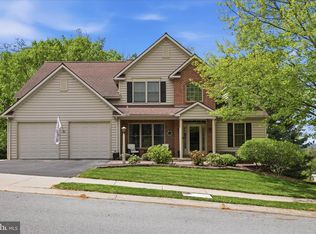 516 Bald Eagle Ct, Lancaster, PA 17601