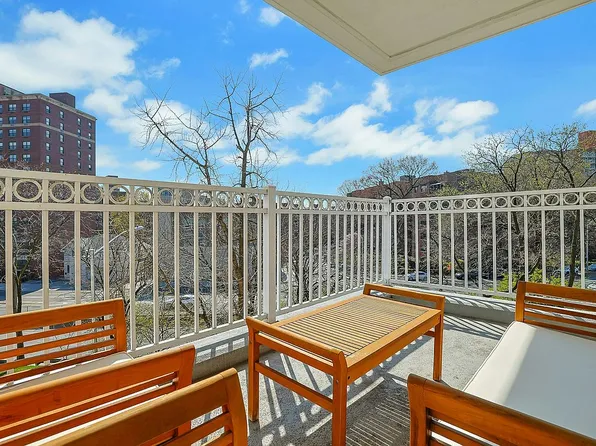 3701 Henry Hudson Pkwy W #4C, Bronx, NY 10463