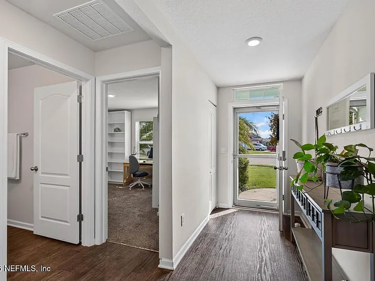 14 Jarama Cir — Photo 3
