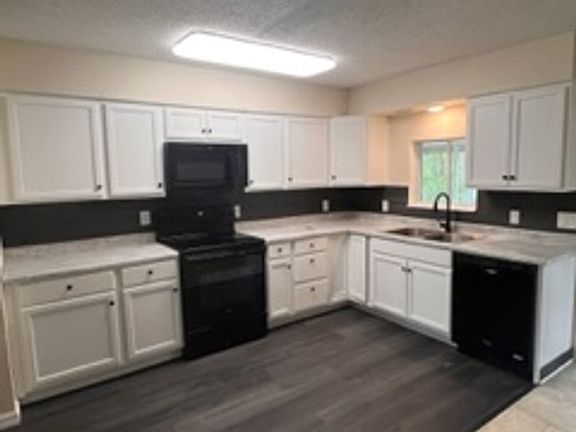 3rd image of 5468 W Bayshore Dr