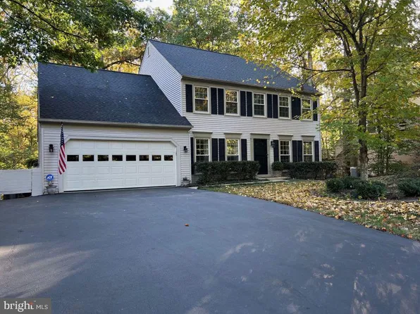 13019 Smoketown Rd, Woodbridge, VA 22192