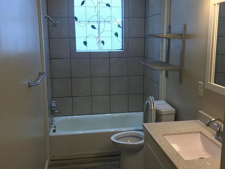 1507 Lake Dr SE #1 — Photo 8