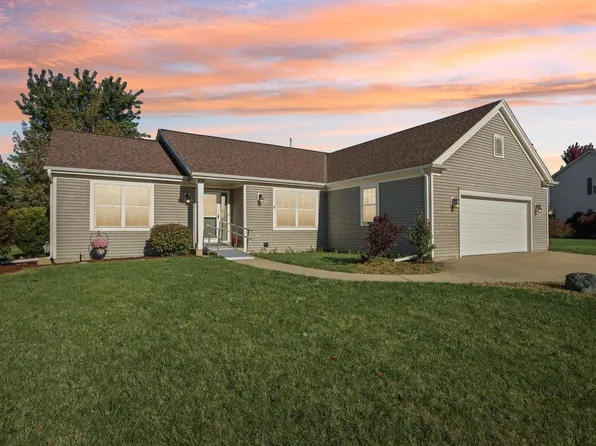 639 Swan DRIVE, Waterford, WI 53185