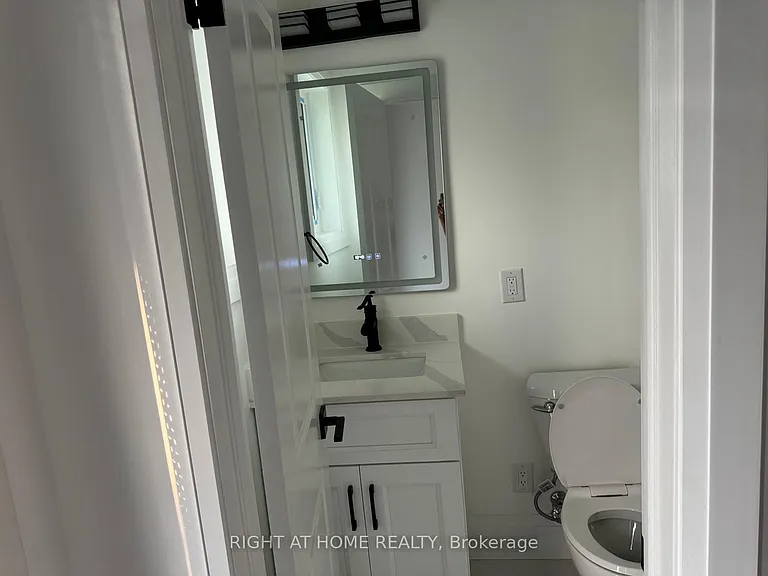 52 Sedgebrook Cres — Photo 15