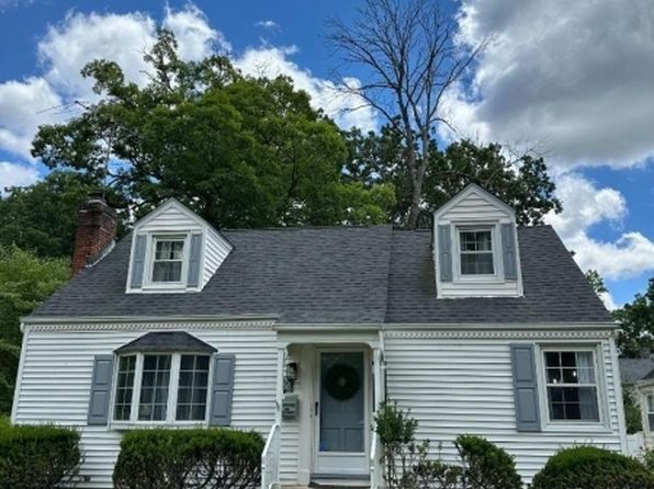 88 Chestnut Dr