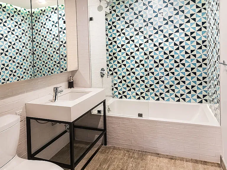 26 West St #5P — Photo 3