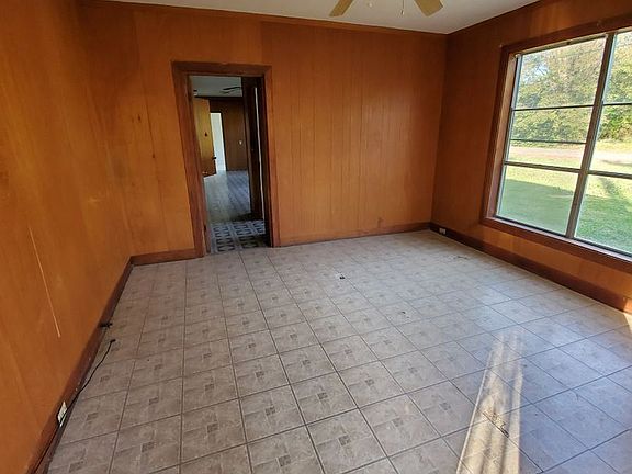 2nd image of 327 Yarborough St