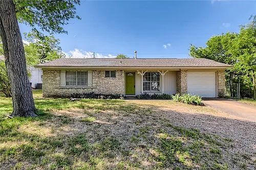 6803 Esther Dr Photo 1
