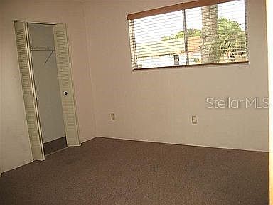 4th image of 701 W Rosewood Ln #701