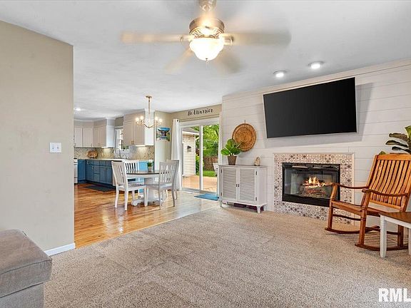 2nd image of 4414 Comanche Dr