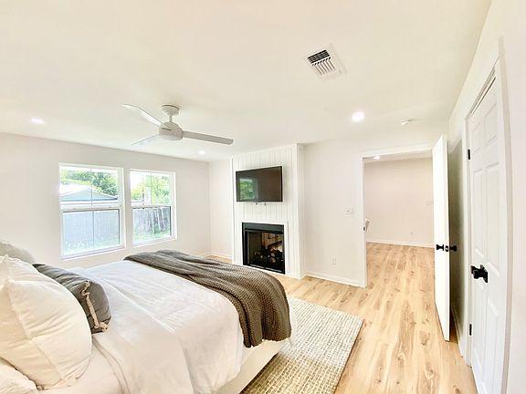 5th image of 505 W Peach St