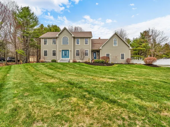 45 Hermon Heights, Hermon, ME 04401
