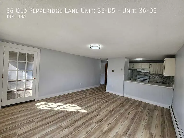 36 Old Pepperidge Ln #D5 — Photo 10