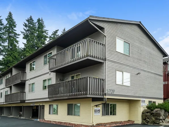 Magenta Apartments