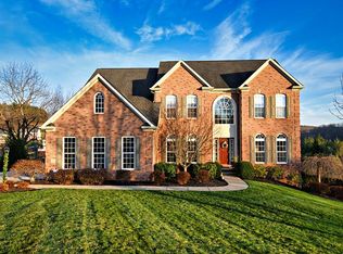 108 Scenic Ridge Dr, Venetia, PA 15367