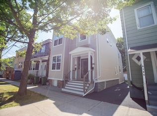 6196 Allan St #6194, Halifax, NS B3L1G6