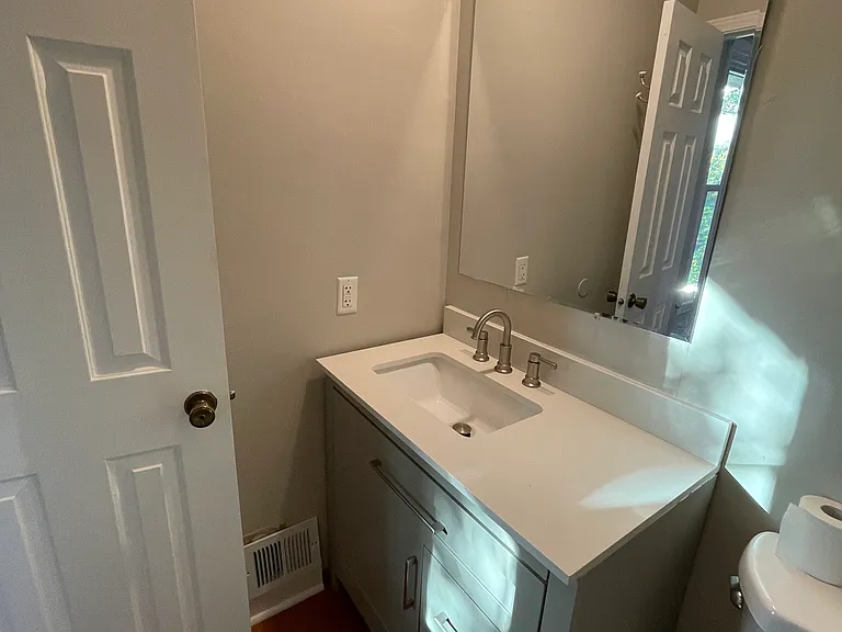 6115 High Grove Rd — Photo 17