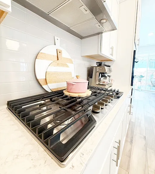 22109 Jameson Ave NW — Photo 16
