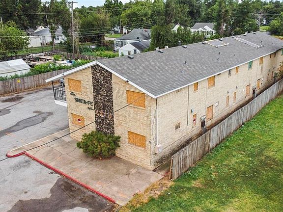 2nd image of 4515 S Santa Fe Ave