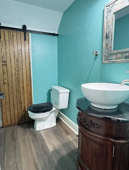 114 Westchase Dr — Photo 11