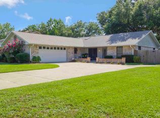 5555 Trafalgar Dr, Pensacola, FL 32504