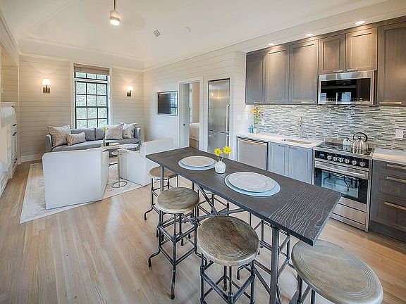 Carriage-after renovation