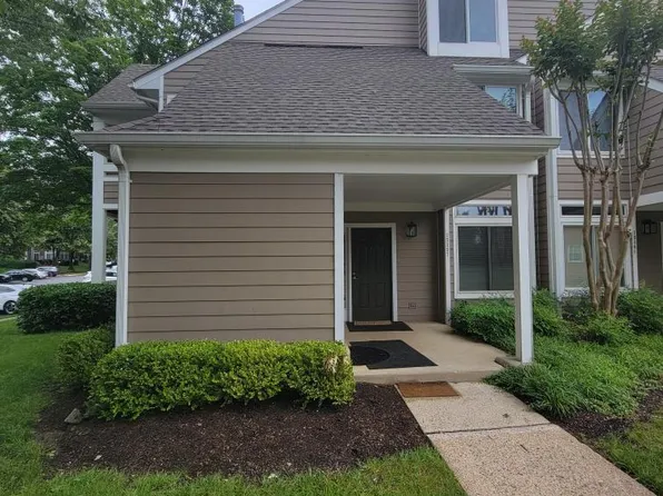 12359 Strong Ct #588, Fairfax, VA 22033