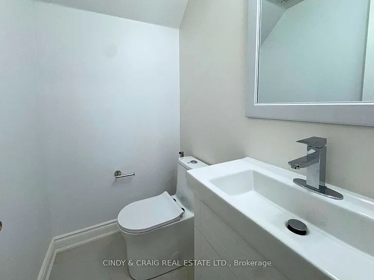2 Huntington Cres #BASEMENT — Photo 9
