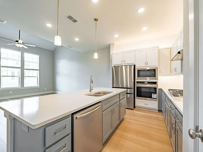 10916 Brambling Wood Dr — Photo 16