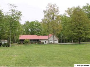 1561 Fruit Farm Rd E, Fort payne, AL 35967