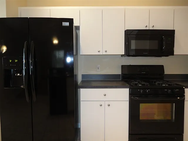 24540 Laurel Ridge Dr — Photo 4