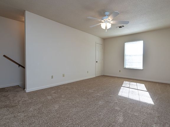 4th image of 140 Tusculum Square Dr #0