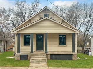 117 S 23rd St, Lexington, MO 64067