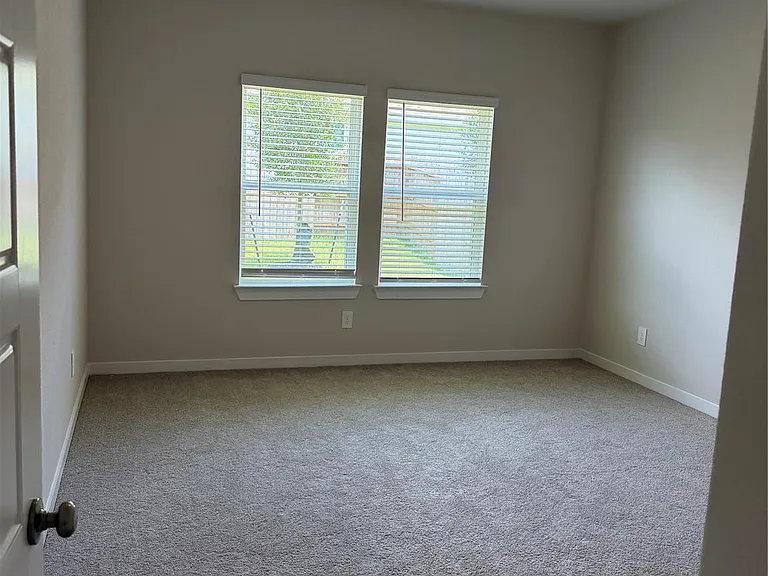 6816 Hart Oak Dr — Photo 14