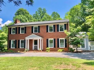 915 Hunting Ridge Rd, Martinsville, VA 24112