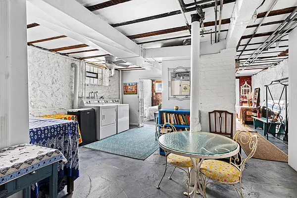 Sold by Compass | media 24